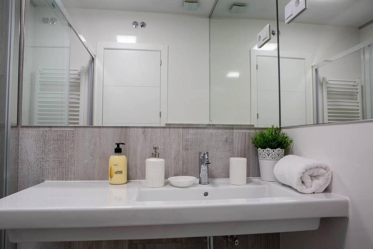 Cozy 2Bed2Bath&Patio W Bedbath In Mdrd'S Center Apartment Madrid Bagian luar foto